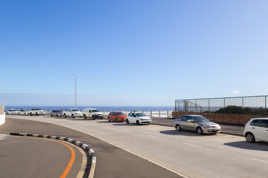 To Let 2 Bedroom Property for Rent in Sea Point Western Cape